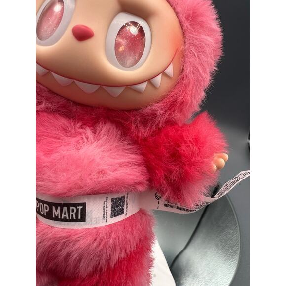 BIE LABUBU, NEW, “Love” Big Into Energy - Picture 6 of 9